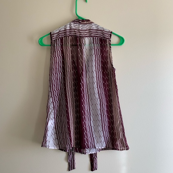 Banana Republic tie front blouse shirt - Picture 4 of 4